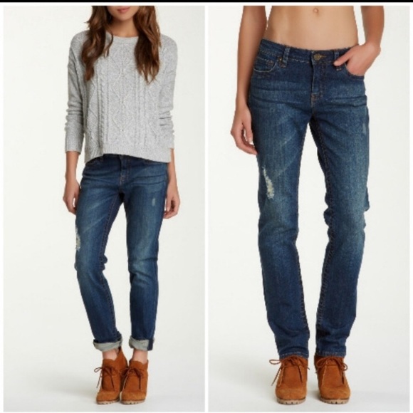 Sammie Distressed Straight Leg Jeans Size 6 - Picture 2 of 16